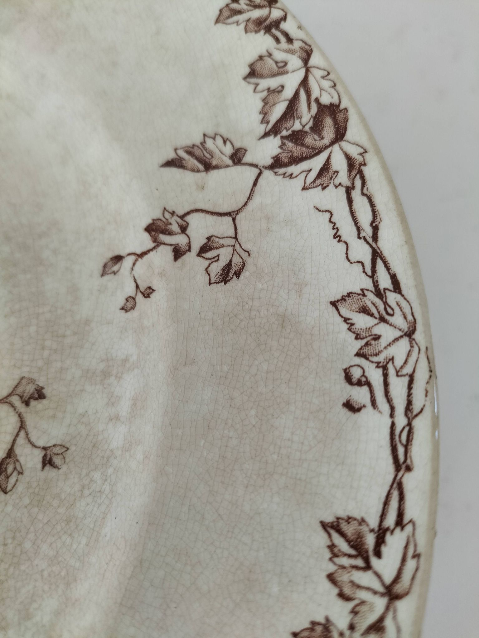 Antique pedestal plate – KG Lunéville – “Printemps” model – circa 1875