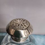 Saupoudreuse en cristal et en argent art déco
