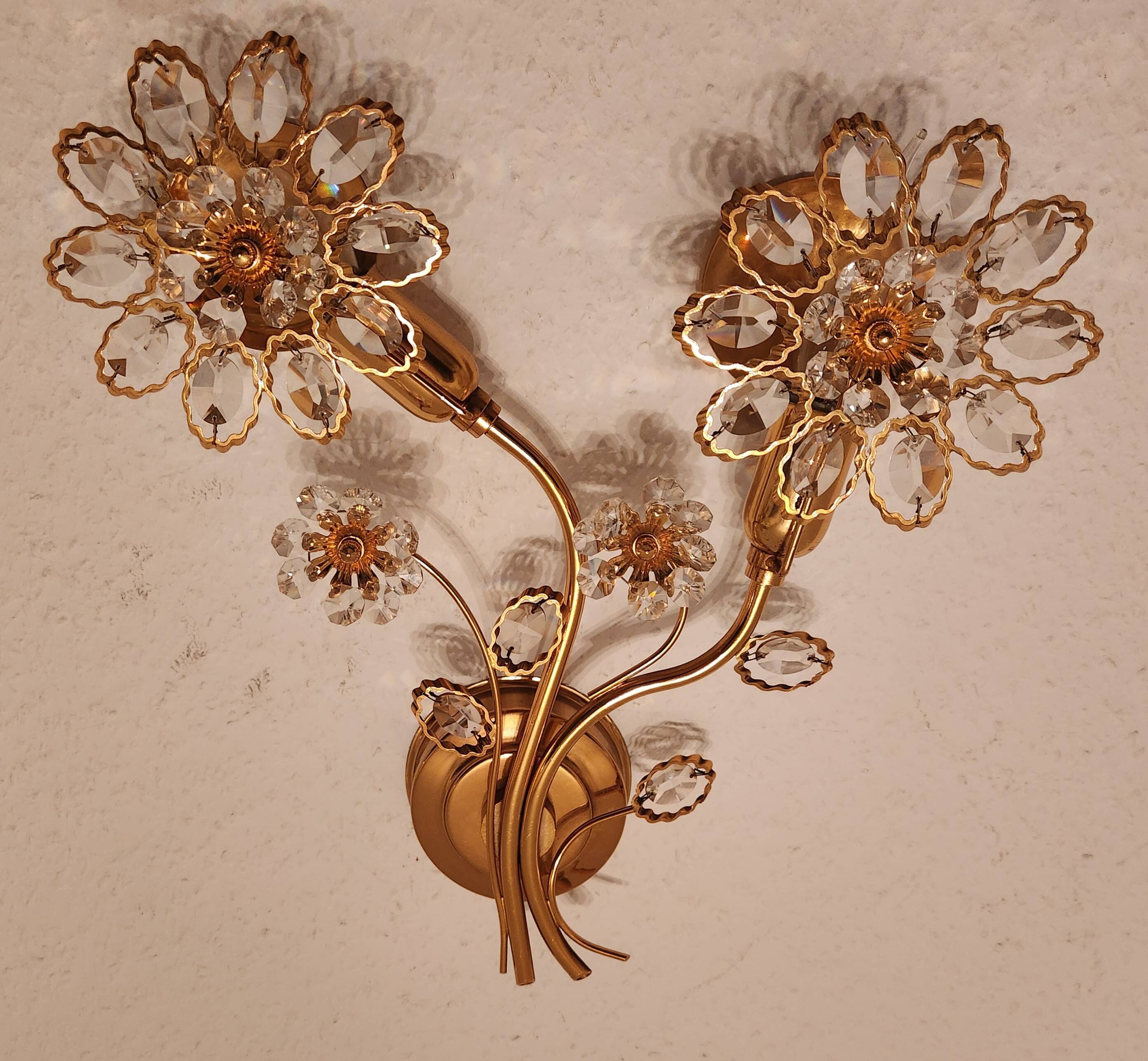 Set Hollywood Regency Wandlampe vergoldet Messing Swarovski-Kristalle Palwa