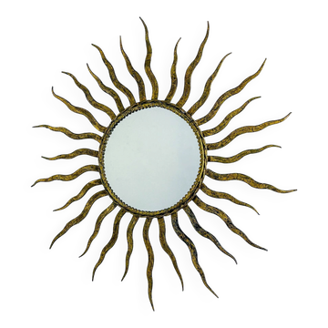 Miroir en fer doré en forme d'étoile à rayons français, années 1950.