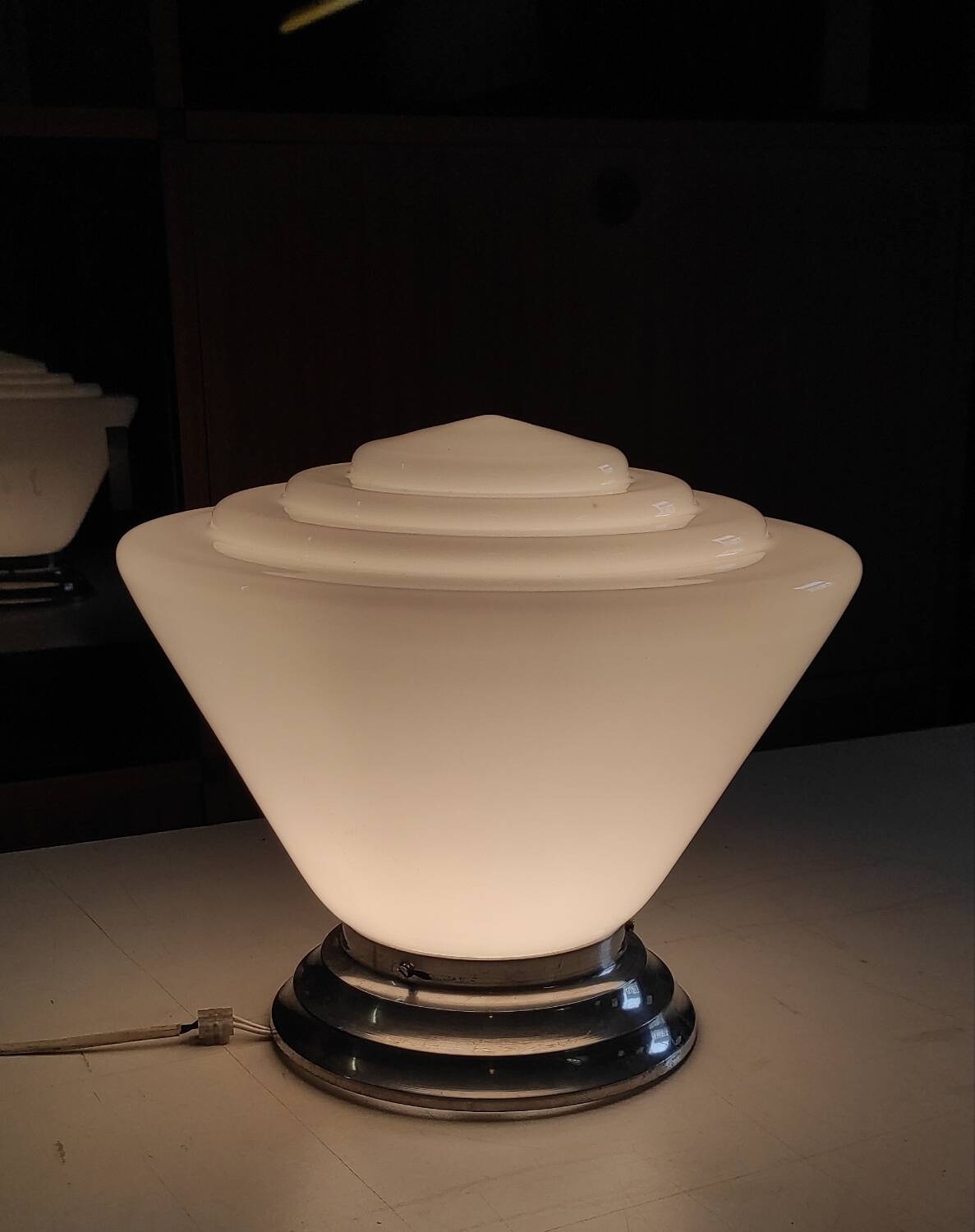 Plafonnier opaline style Bauhaus - début XXéme