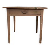 Table en bois vintage