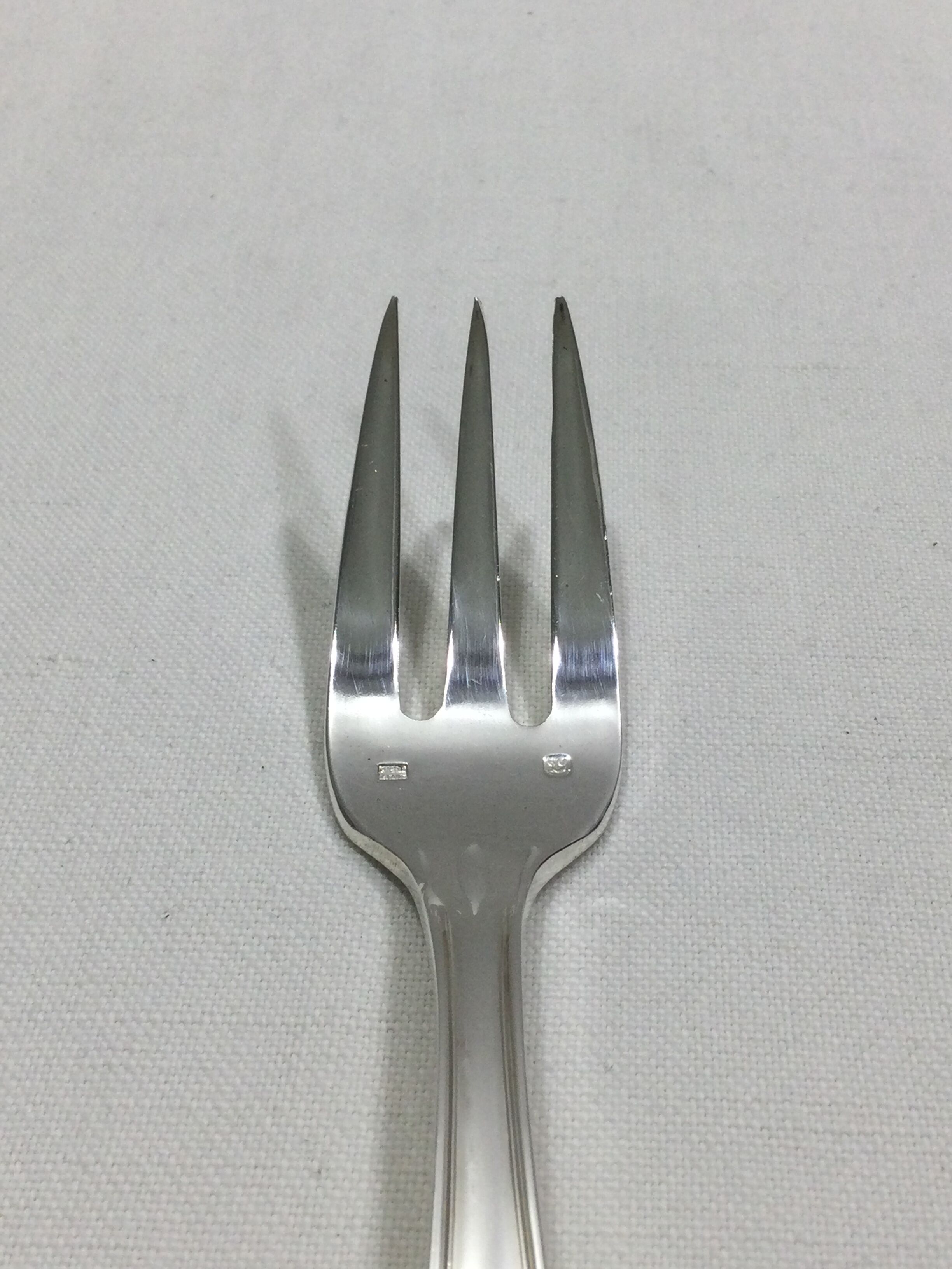 Francois Frionnet – 12 fish covers