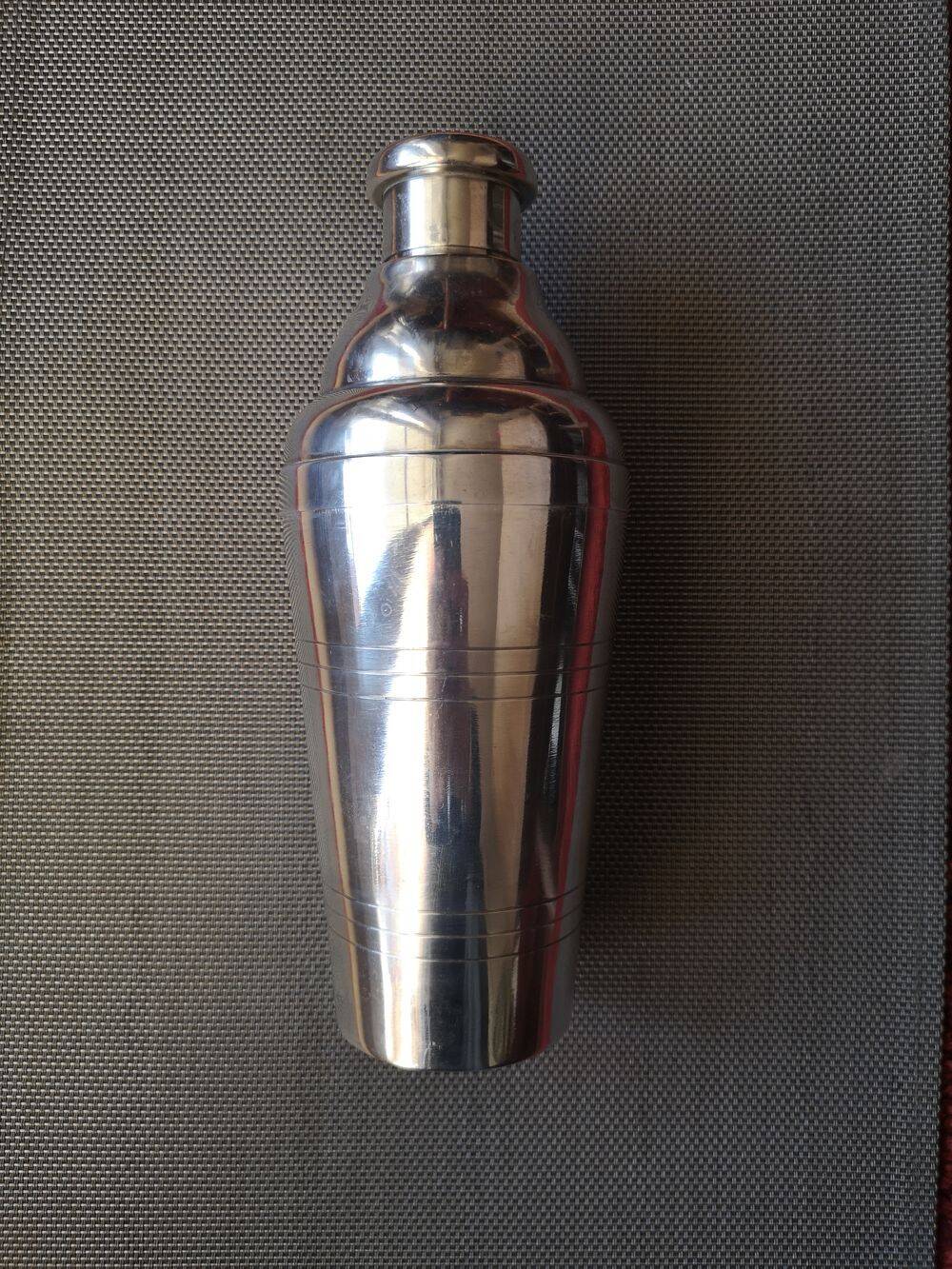 Art Deco silver metal shaker - Oscar Wiskemann - 1930s
