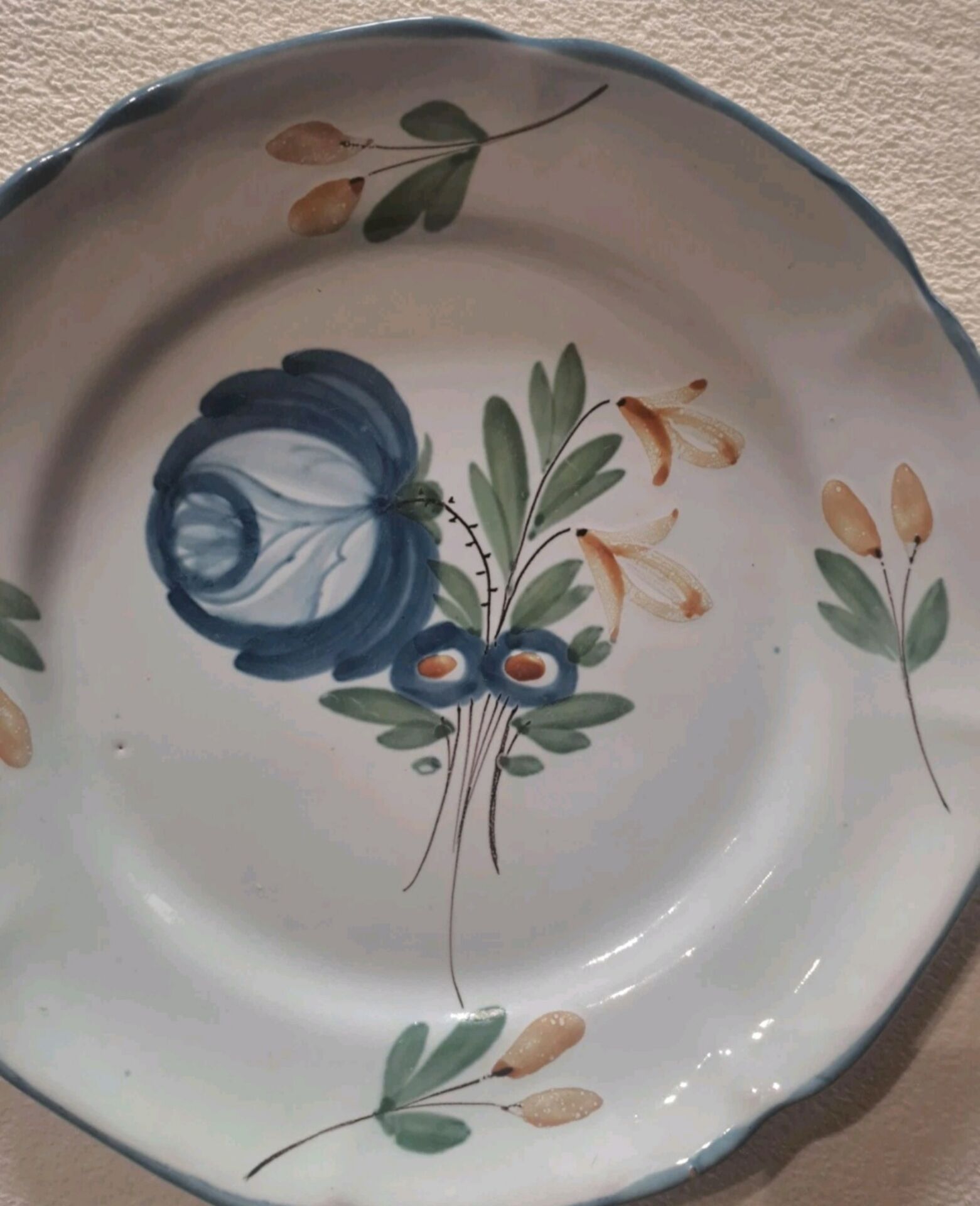 Faience plate from L'Est Walys 19th century