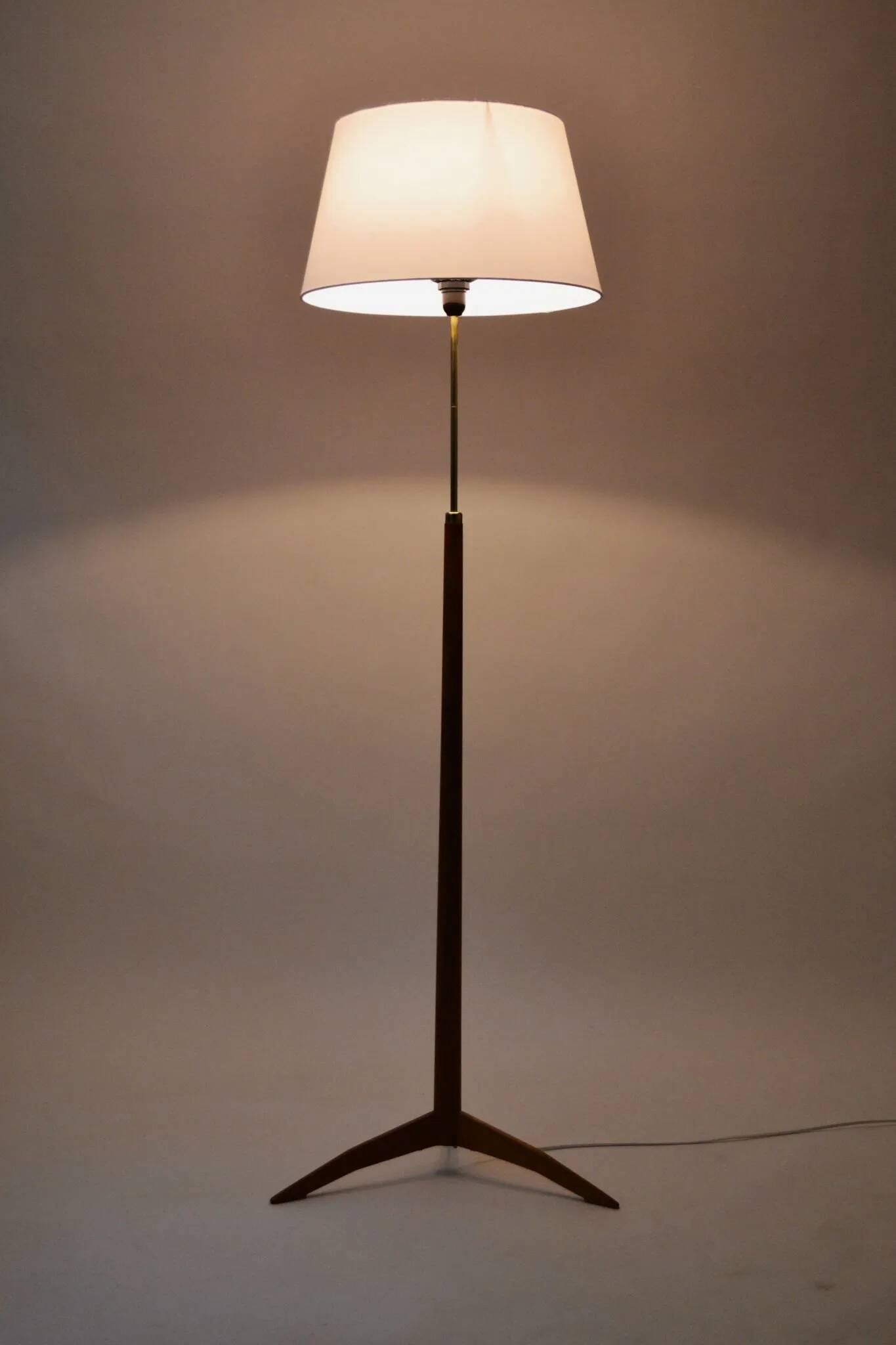 Oak and Brass Floor Lamp Marked “GO 12 WDH”, Sweden, 1950s