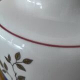 Porcelain vase with peacock decoration