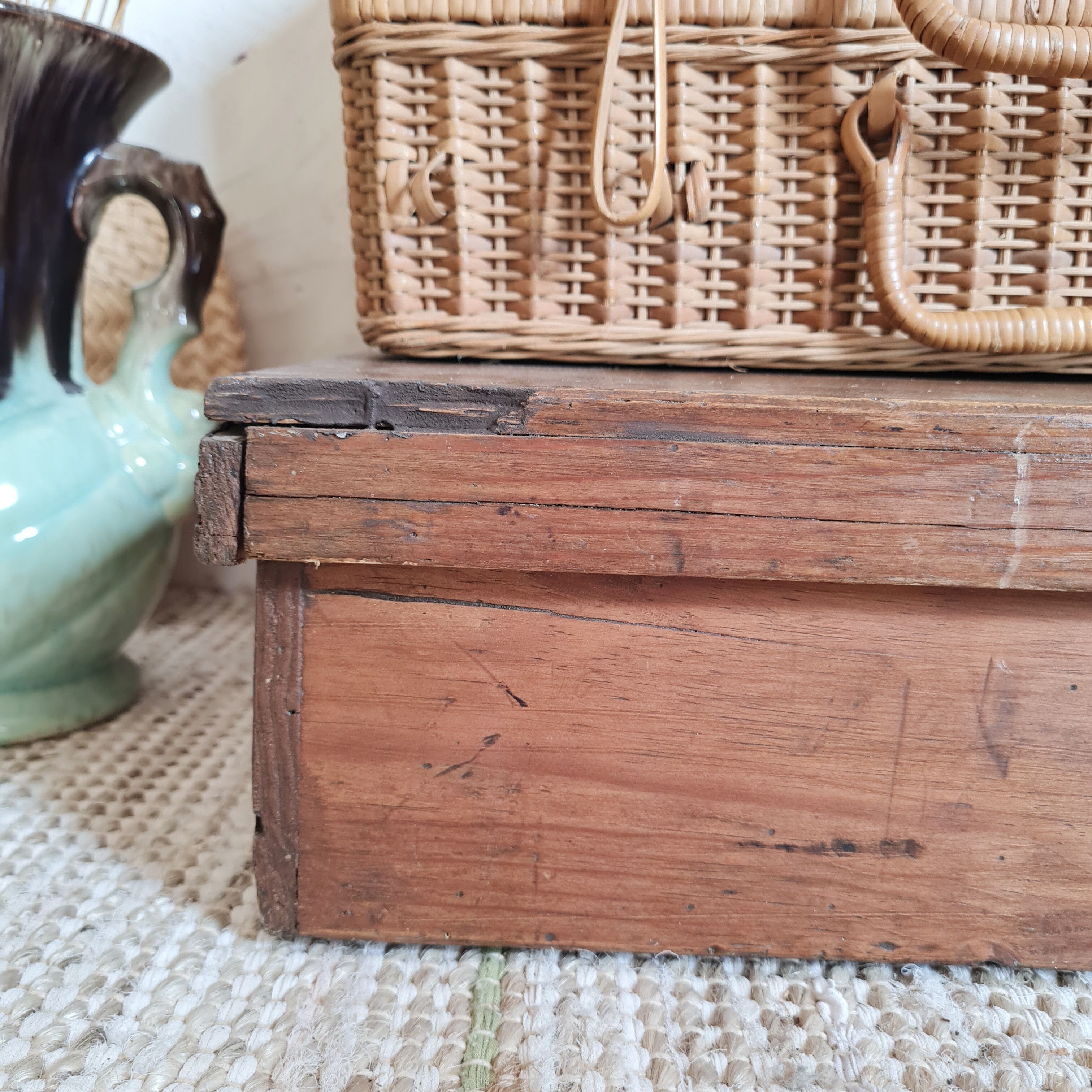 Coffre en bois vintage