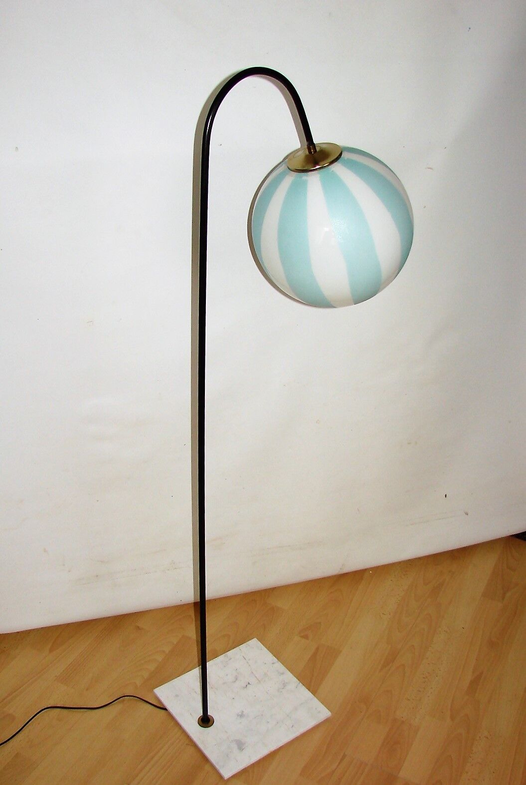 Modernistic floor lamp , 70s