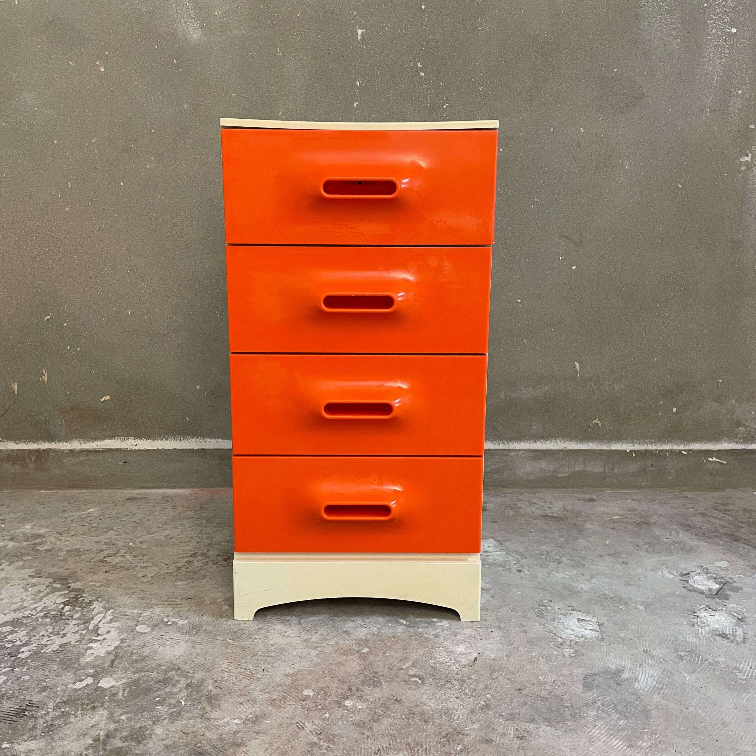 Vintage chest of drawers for Prisunic