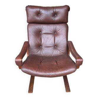 Fauteuil cuir et bois scandinave Fauteuil Kengu Elsa & Nordahl Solheim- Rykken