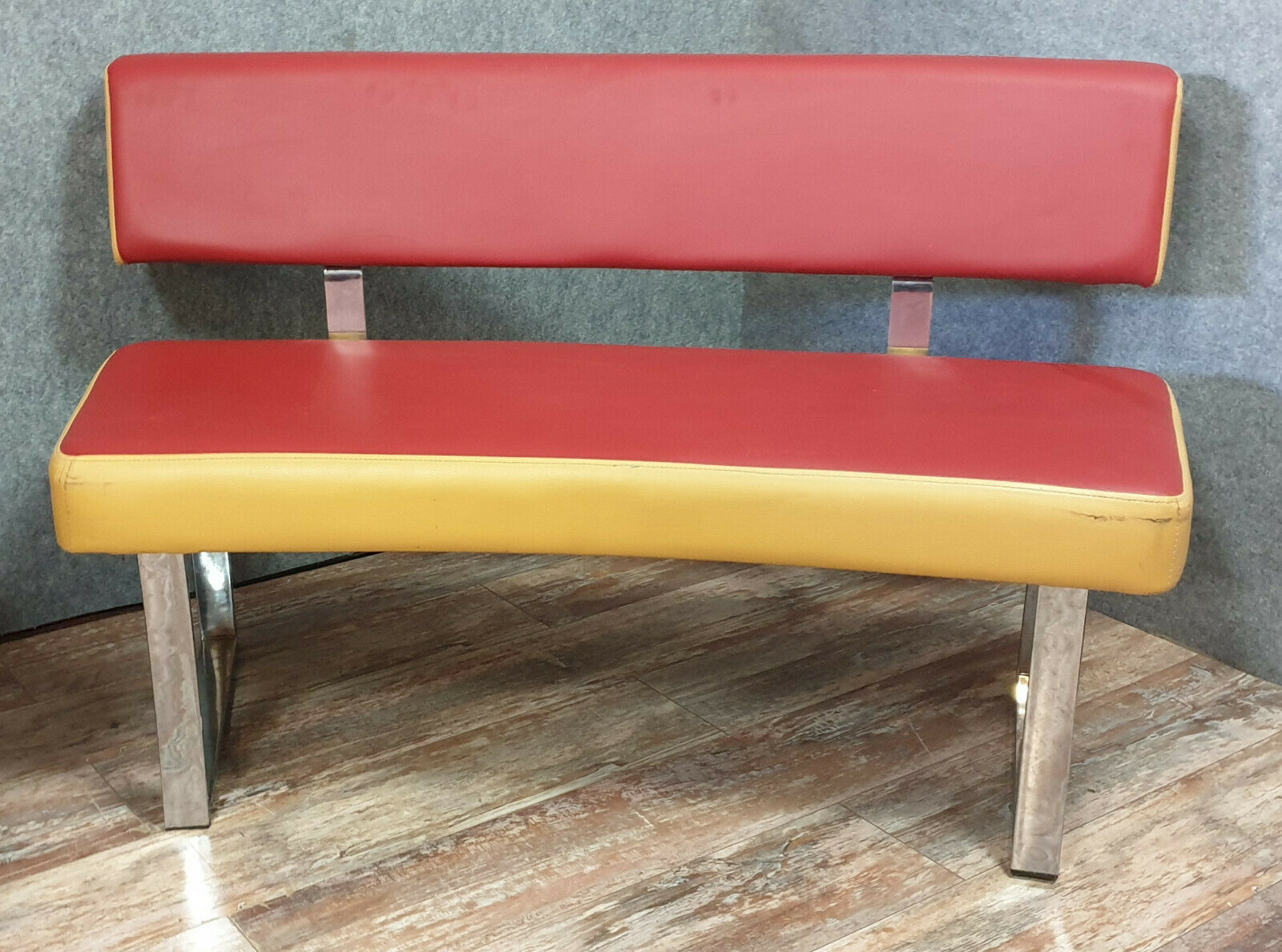 Pair of semi-moon benches in skai and chrome steel
