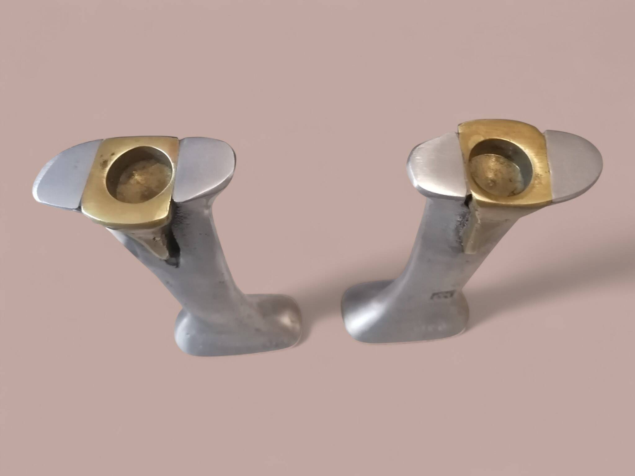 Pair of brutalist candlesticks in bronze and aluminum - David Marshall.