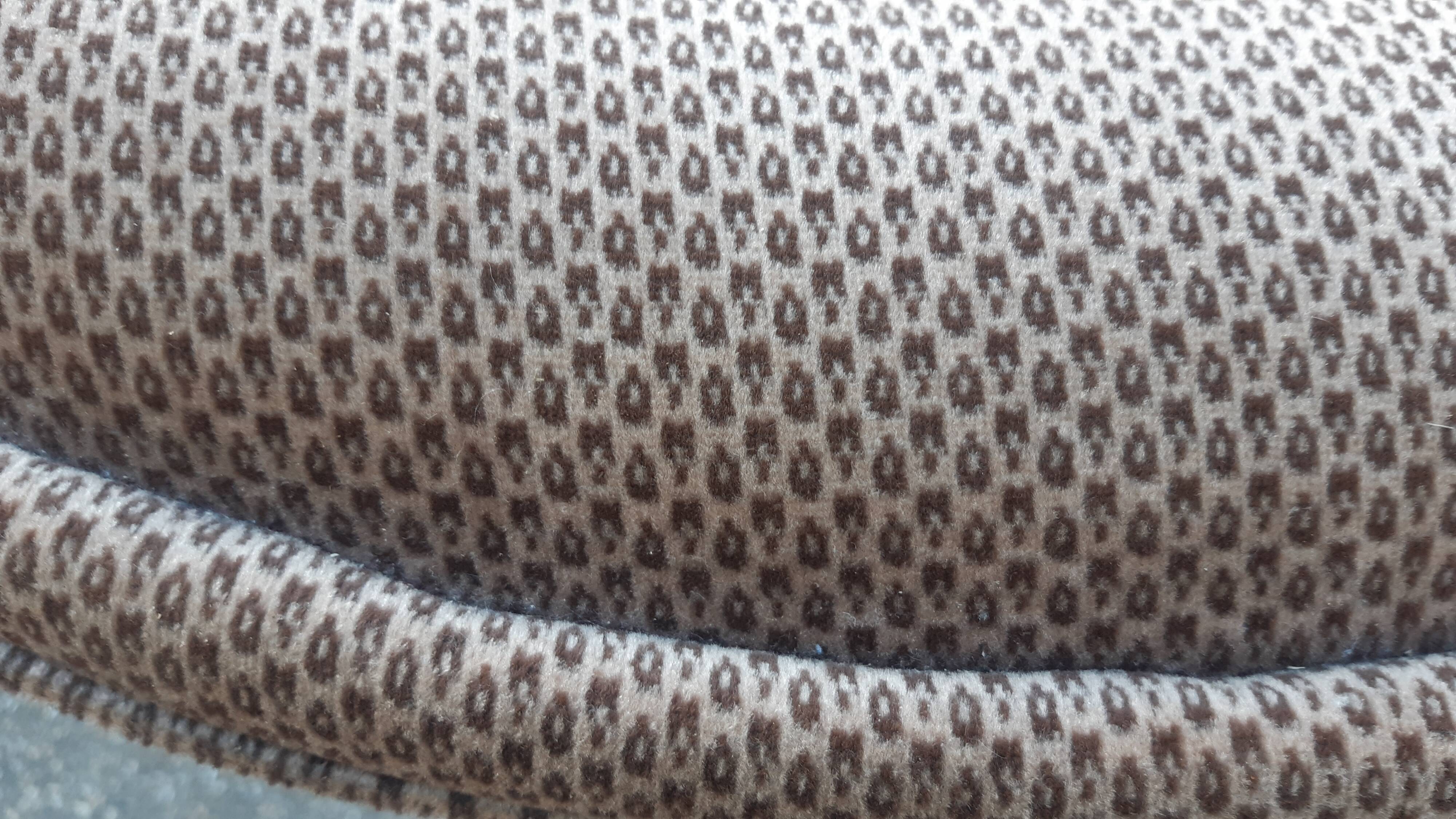 Cocktail armchair with armrests