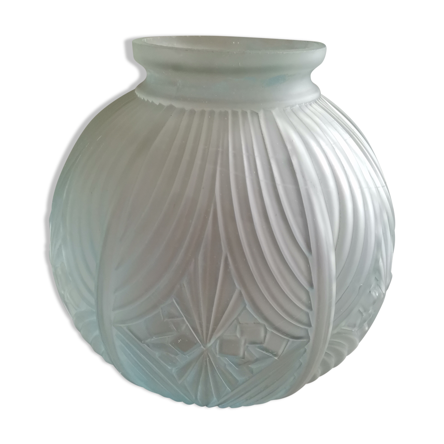 Opalescent vase