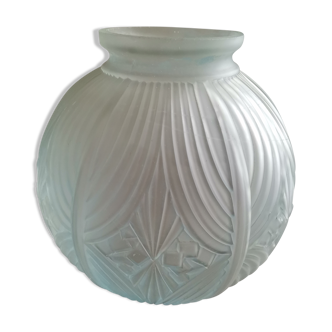 Opalescent vase