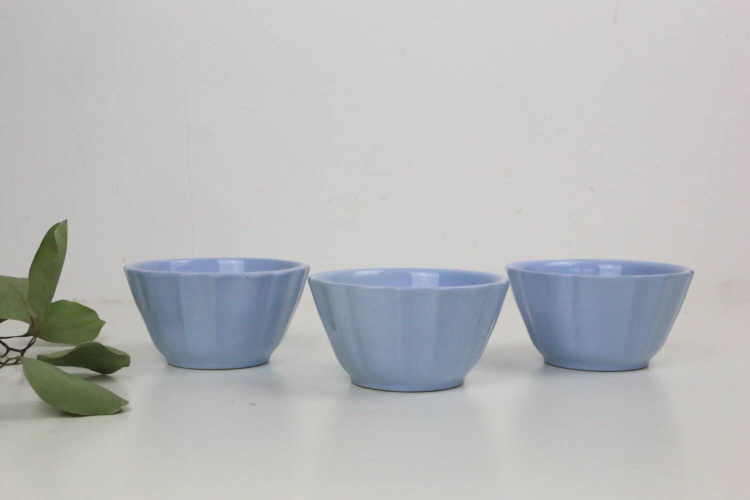 Set of 3 bowls or cups, unsigned