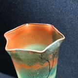 1435 Discreet brand with heel to decipher vase