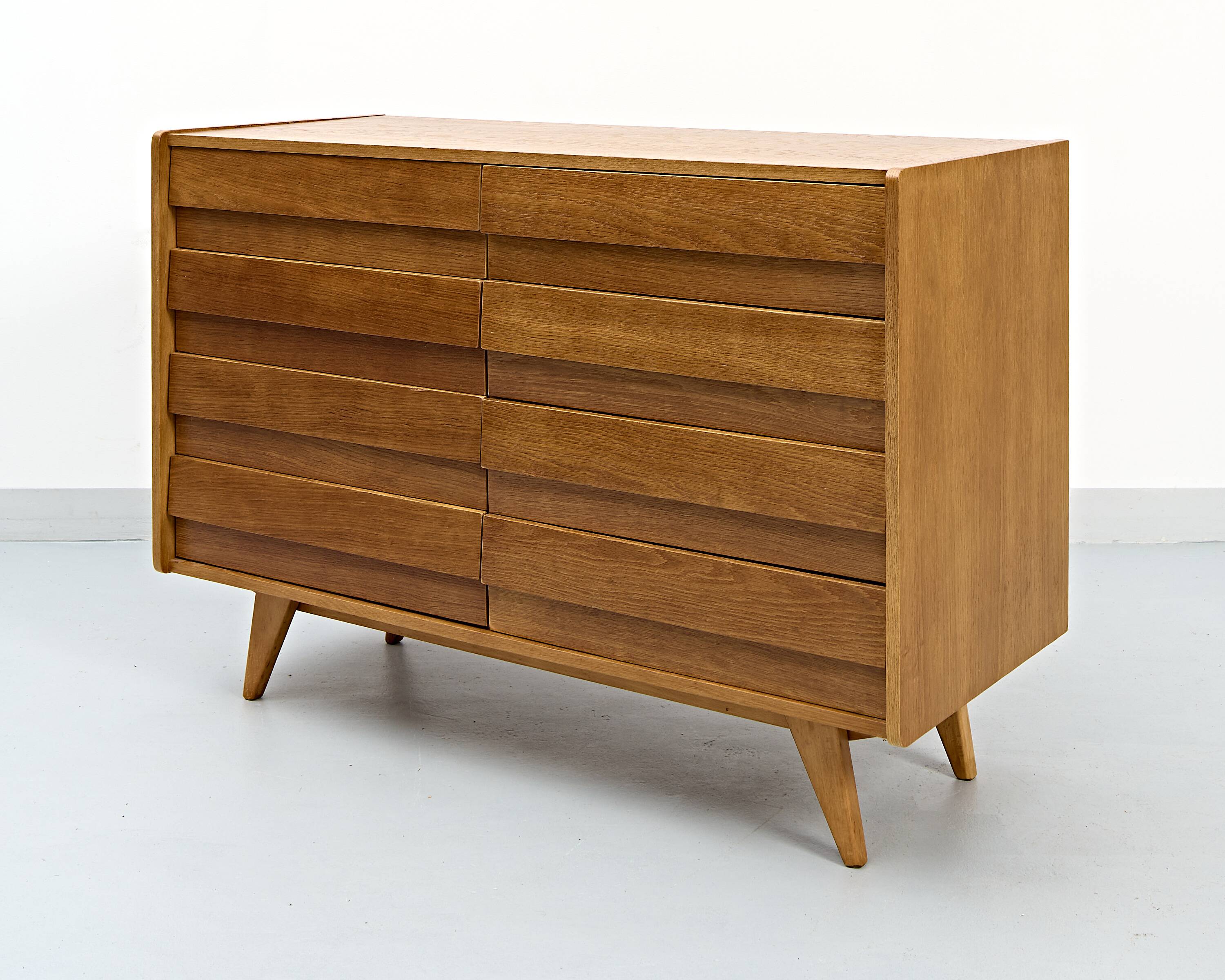 Model U-453 Dresser by Jiří Jiroutek for Interier Praha, 1968