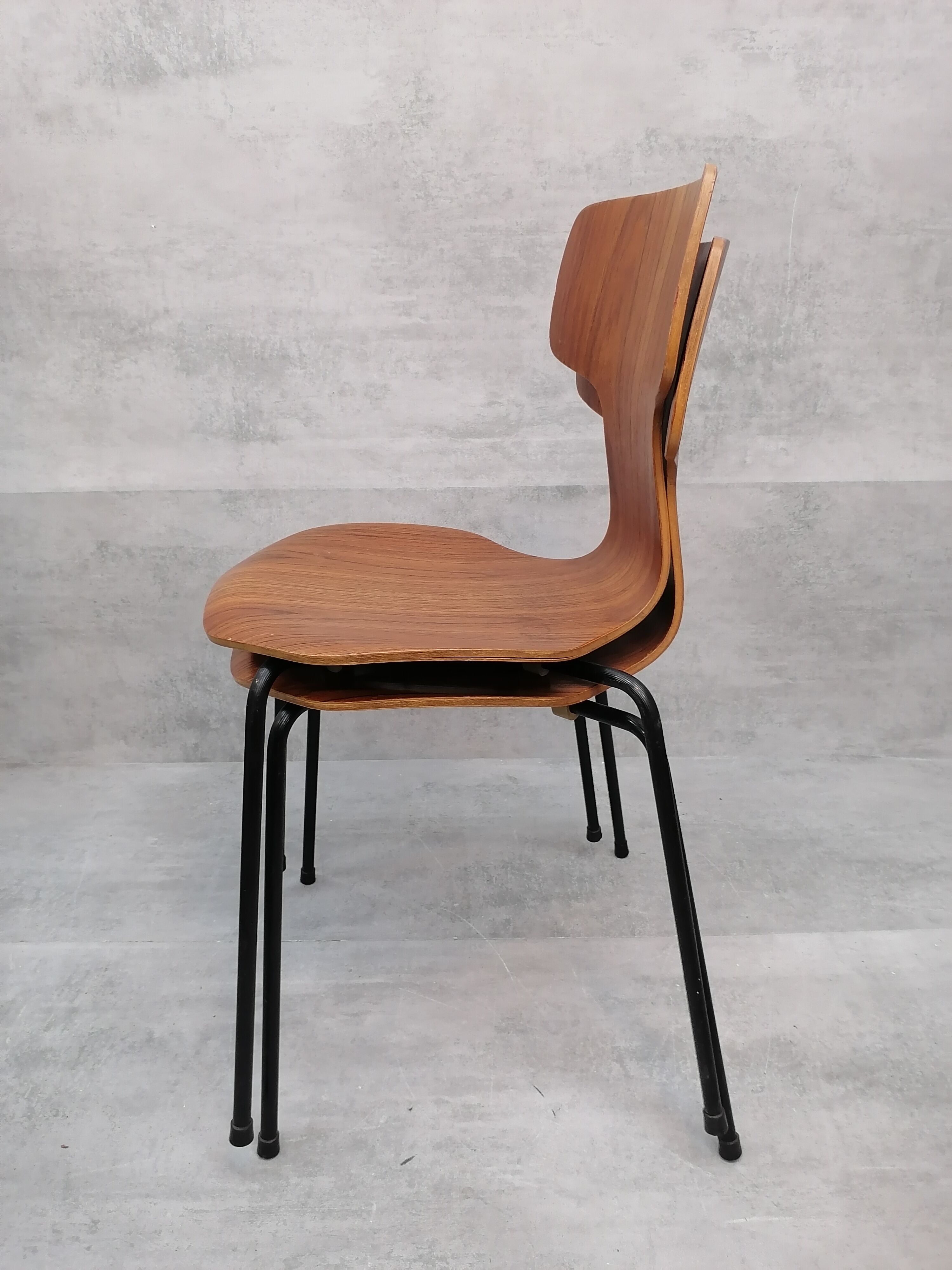 Set of 2 model 3103 Hammer chairs by Arne Jacobsen for Fritz Hansen, Denmark , 1969