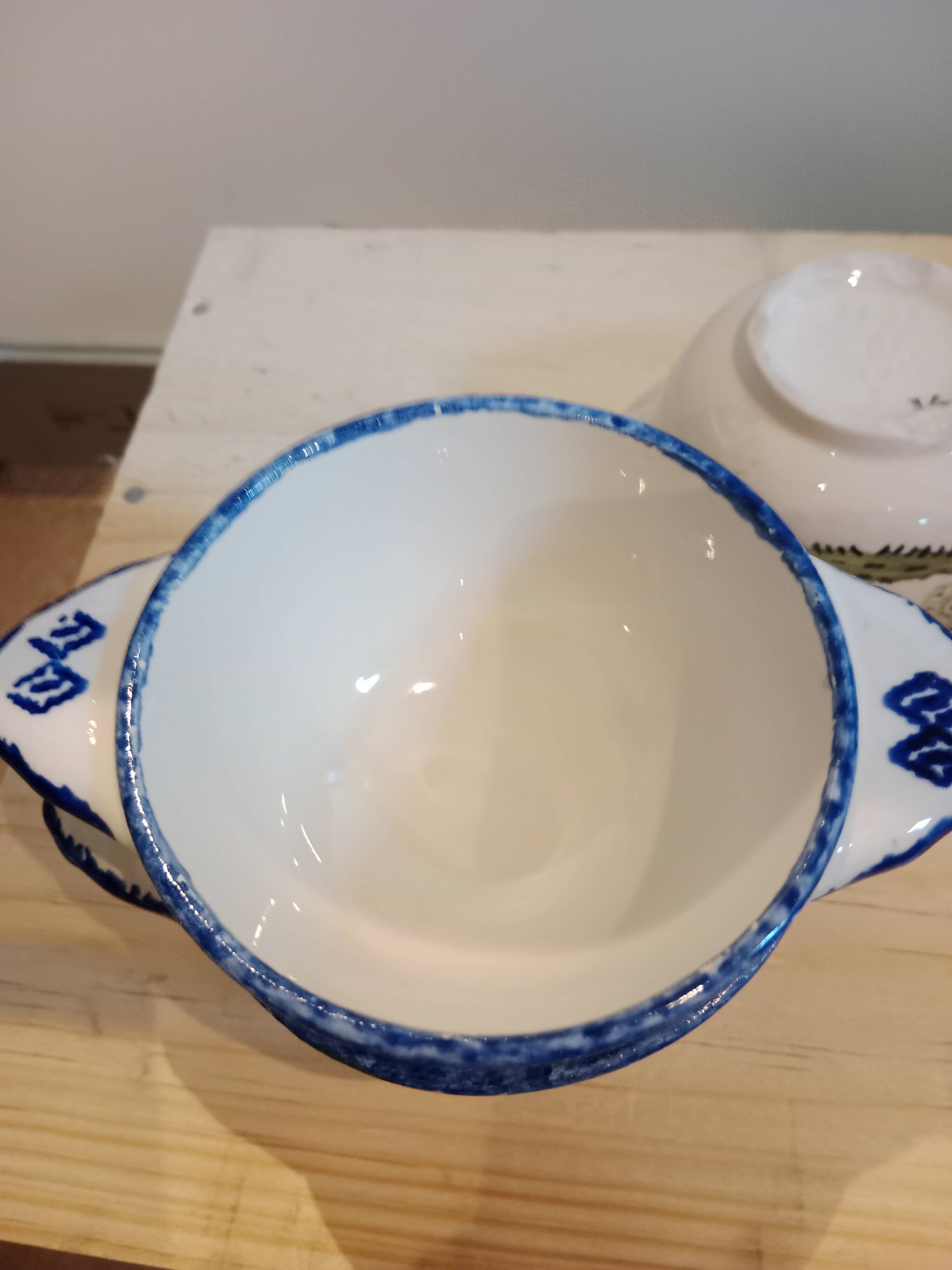 Set of 3 vintage bowls