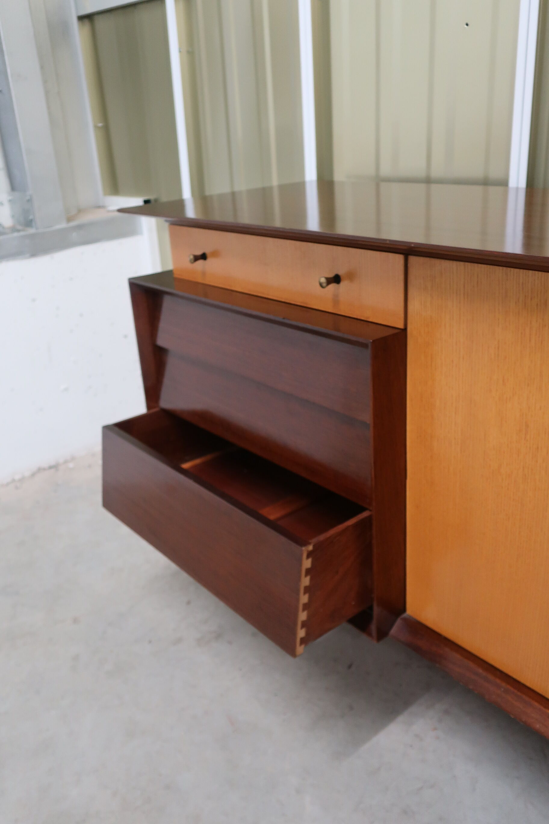 Teak thread of the 60s