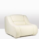 Pair of armchairs with fine curls. Contemporary work.