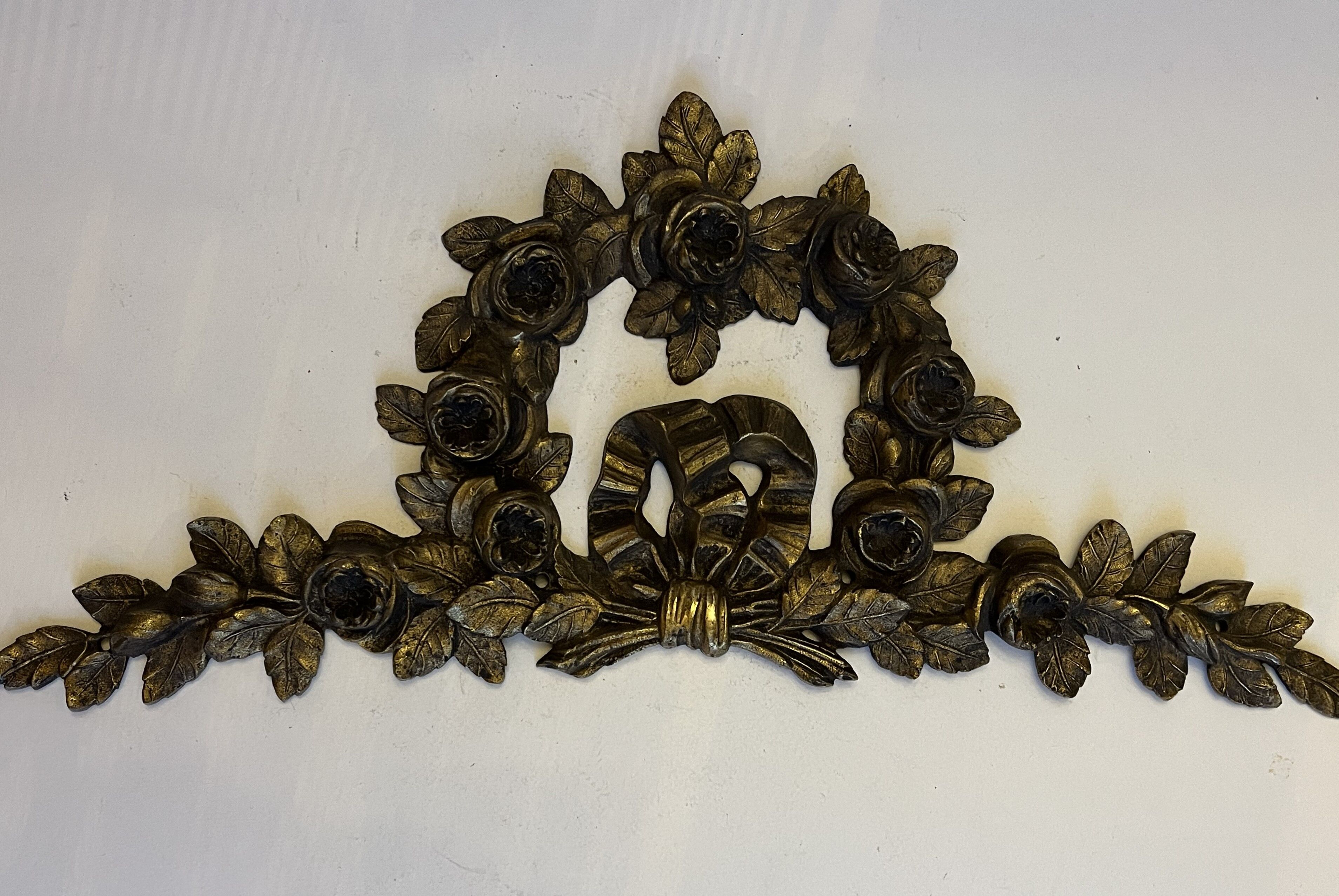 Bronze furniture ornament