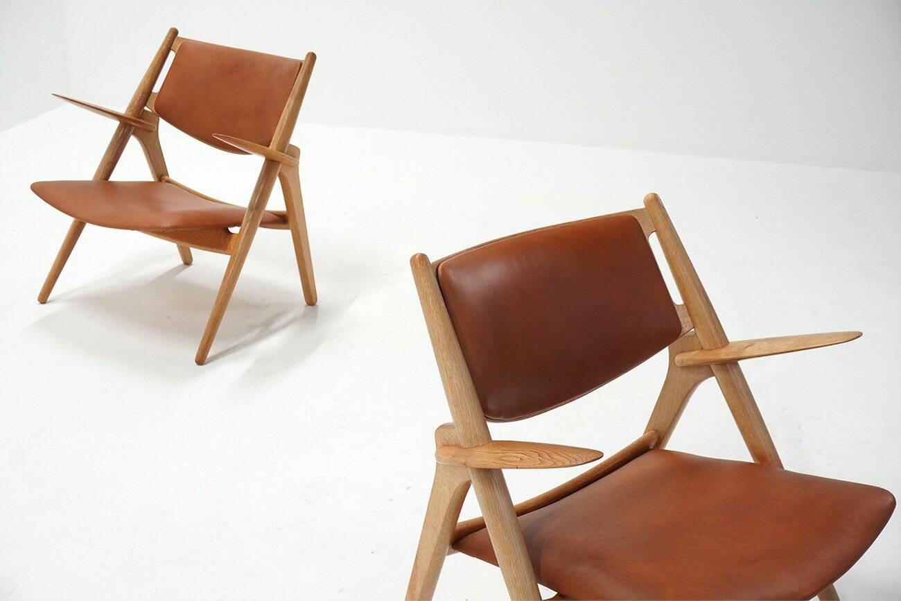 Vintage CH28 Sawbuck Lounge Chairs by Hans J. Wegner for Carl Hansen, 1960s, Set of 2