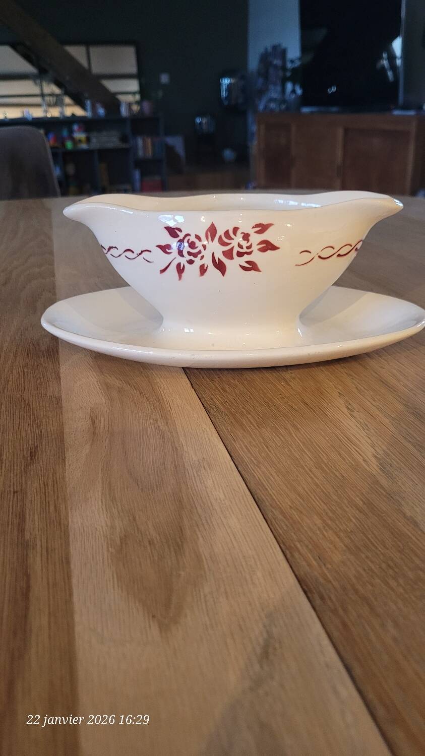 Vintage Niderviller sauceboat