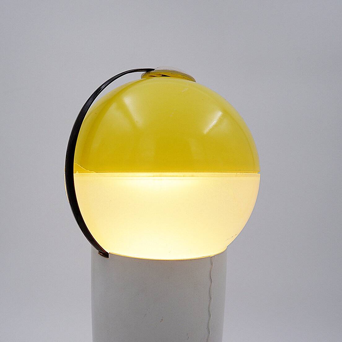 "Gilda" lamp by In Suk Il & Silvia Capponi for Artemide