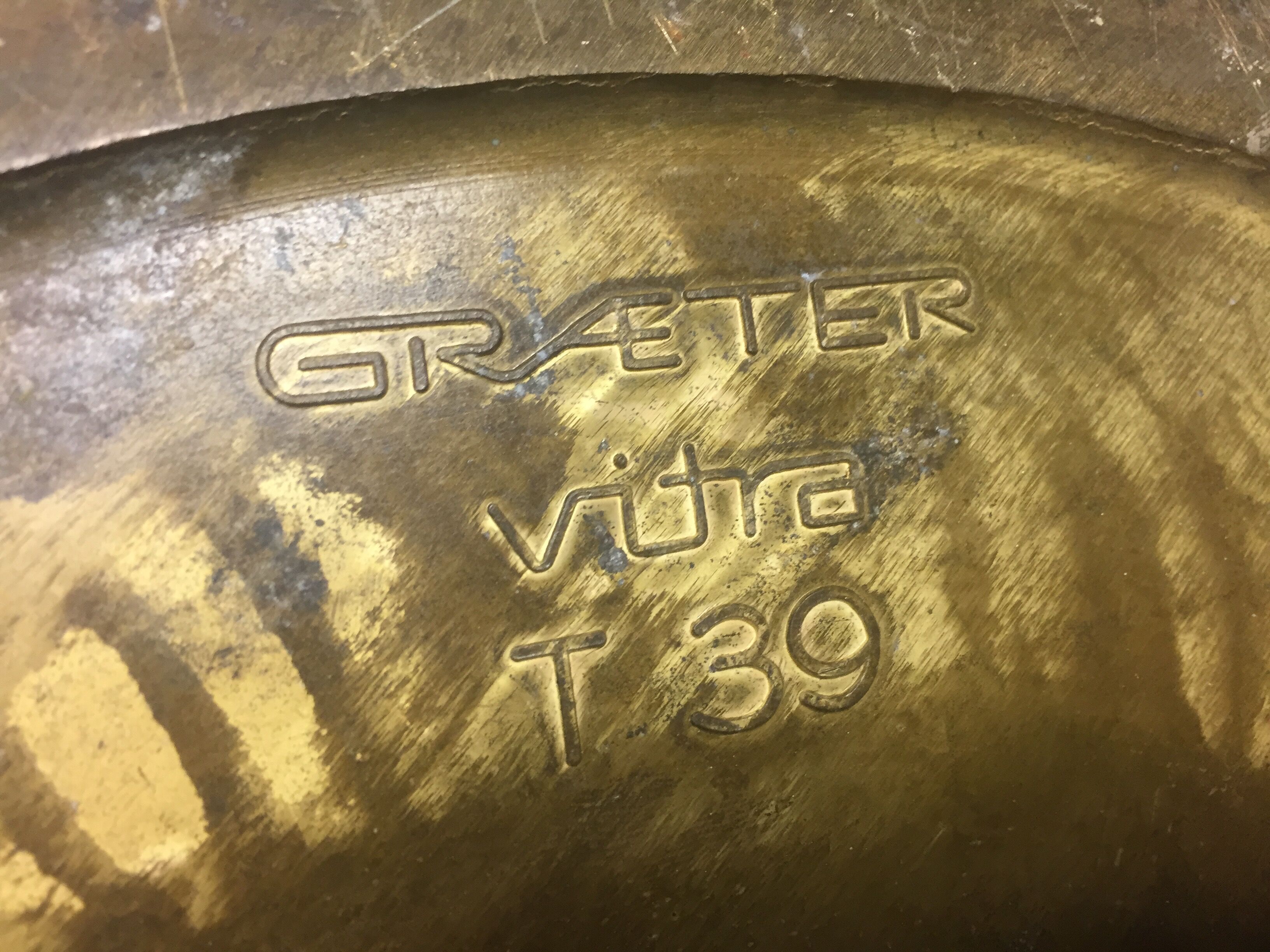 Tulip round table by Graeter ed. Vitra, 60s