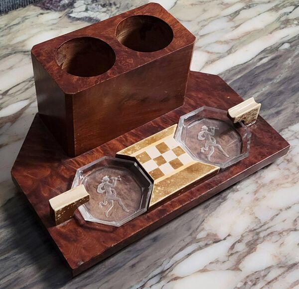 Nécessaire de fumeur époque Art Déco en loupe et marqueterie
