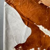 Caramel cowhide carpet