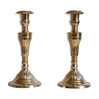 Pair of vintage brass chandeliers art deco style to pose on a console