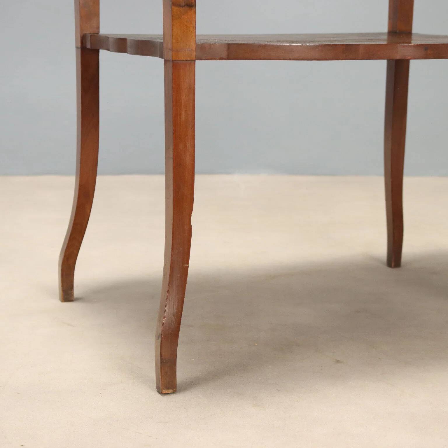 Coffee table in walnut and mahogany - Italy early 1900s