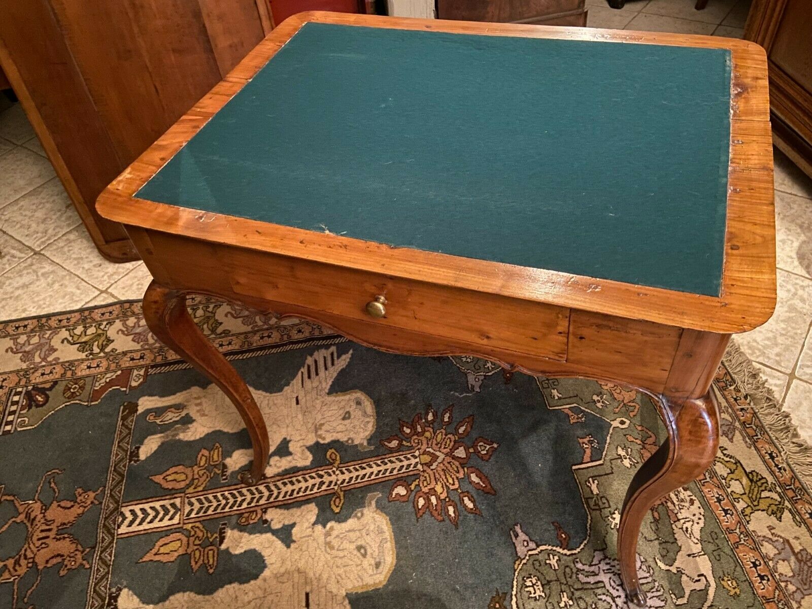 Desk game table and its solid blond cherry cap period EIGHTEENTH Louis XV