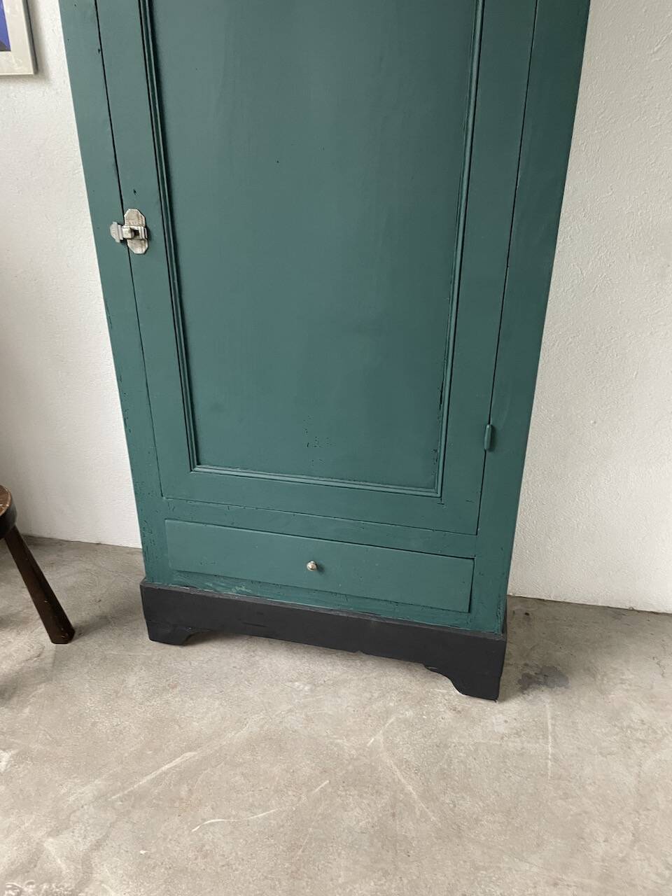 Green hosiery cabinet