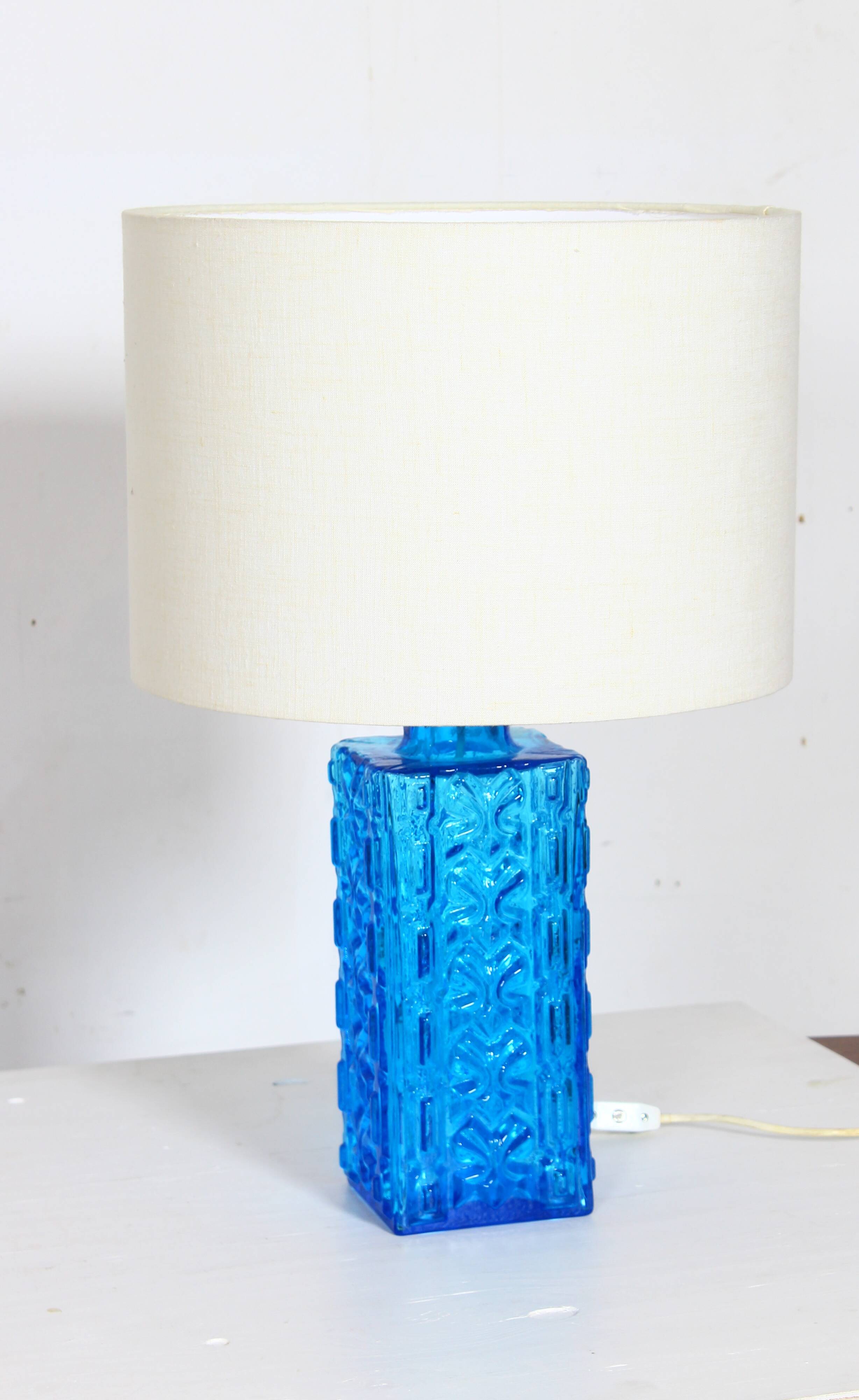 Vintage 1960s table lamp in azure blue pressed glass for Orref.