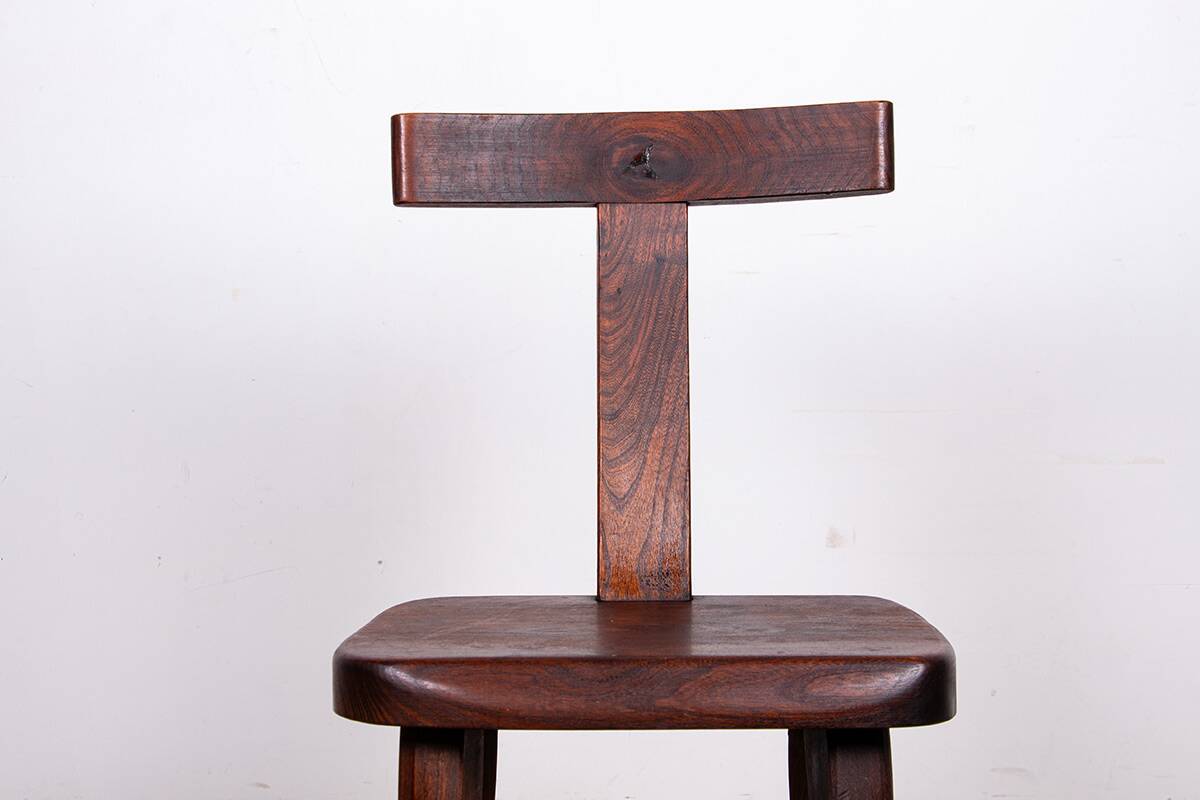 Set of 4 Scandinavian chairs in solid Elm, model T in the style of Olavi Hannin.