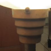 Lampe vintage laiton et opaline blanche