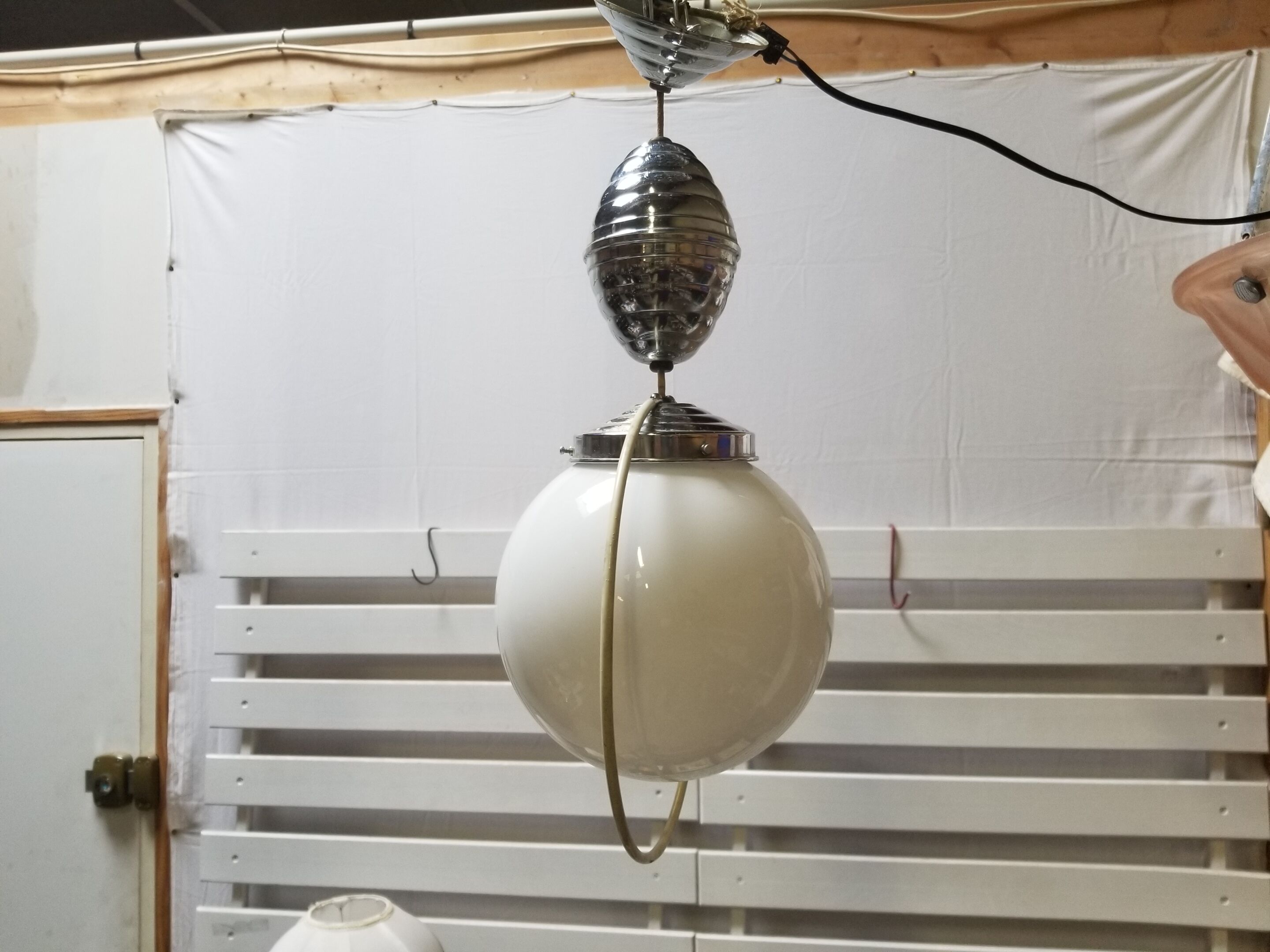 Vintage globe suspension with lower mount - 50s/60s