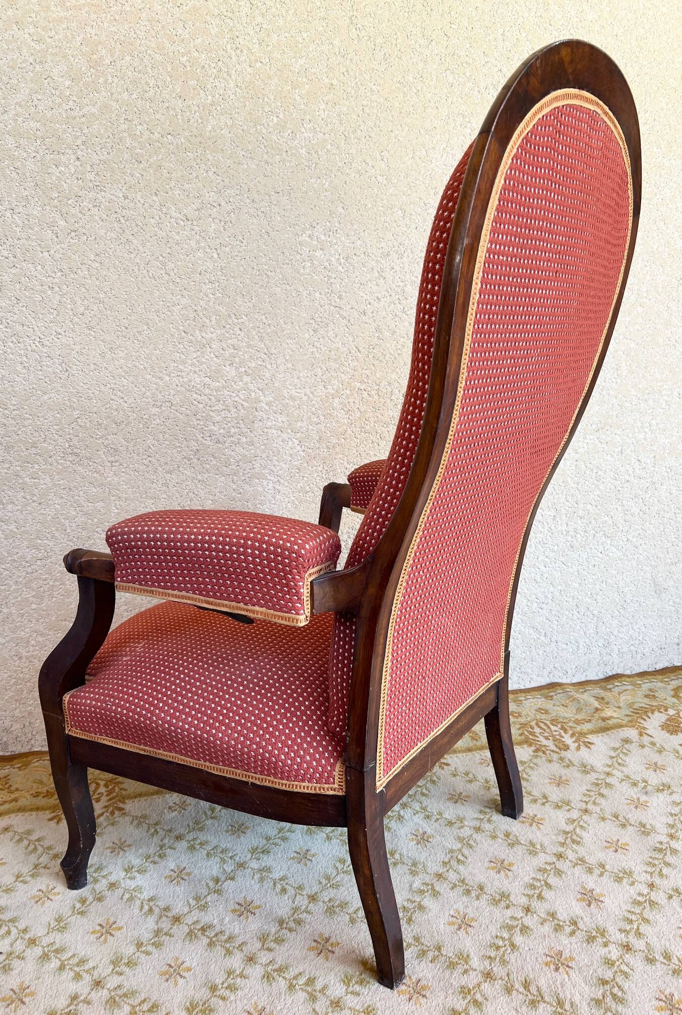 19th century Voltaire rack and pinion armchair in walnut