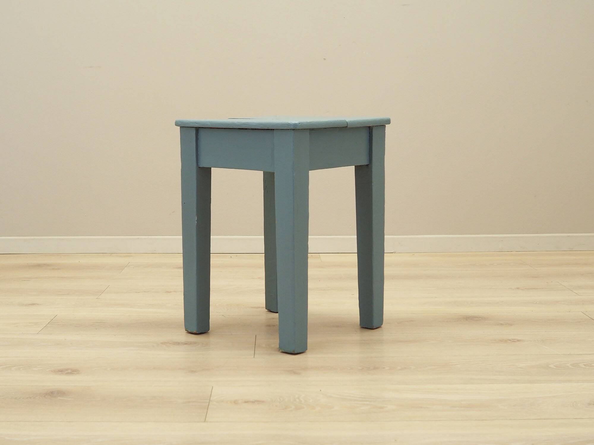 Pine stool, Danish design, 1950s, manufacture: Denmark