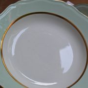12 assiettes creuses vertes "l'amandinoise"