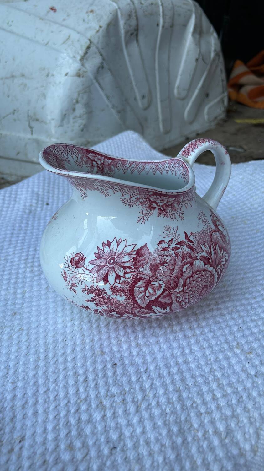 Porcelain jug