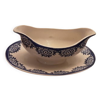 Sarreguemines faience sauce boat, capri reserve casino model