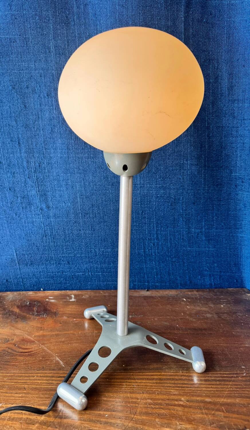 Space Age Desk Lamp — Frédéric Sofia for WOMBAT