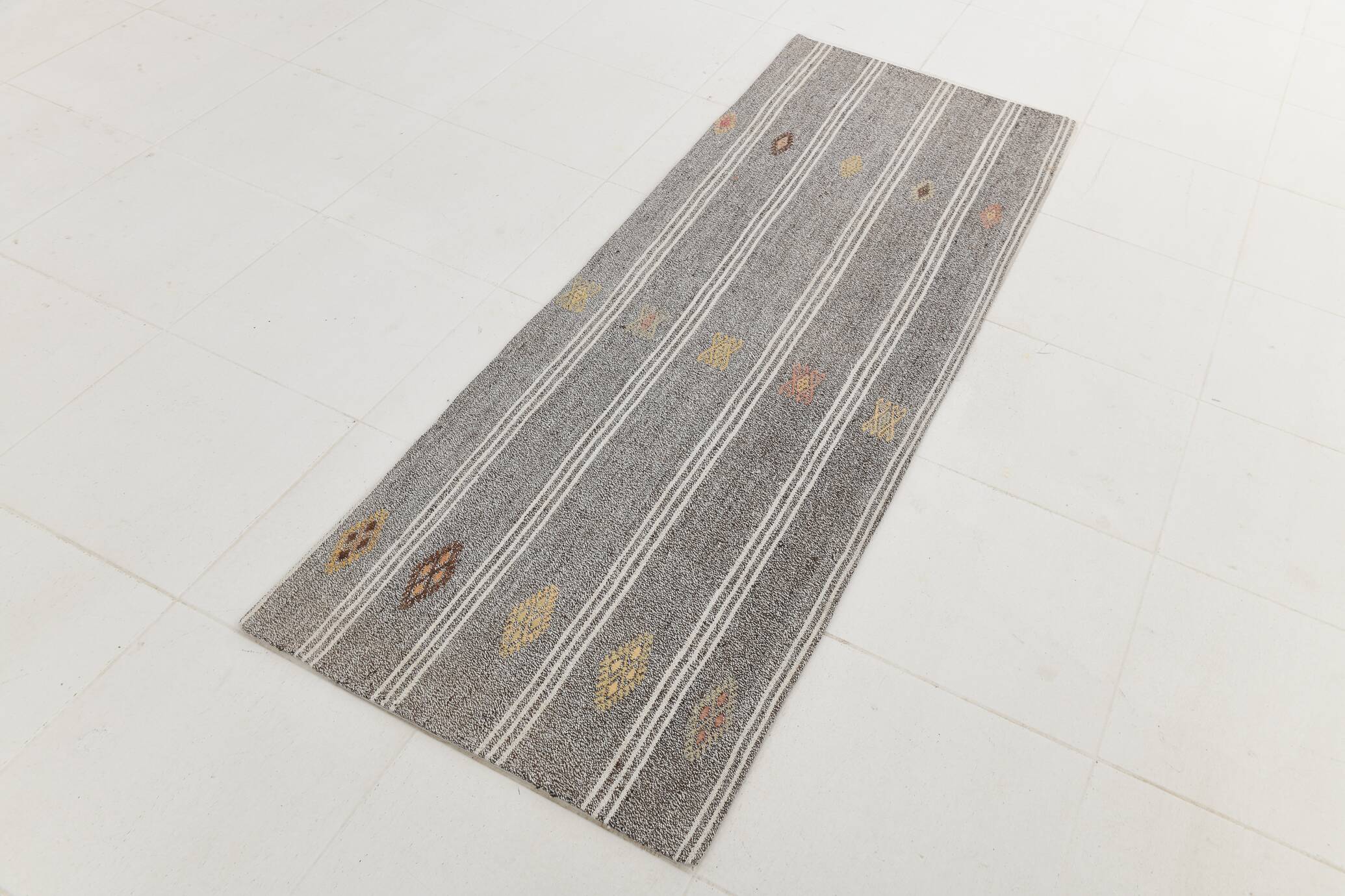 2x7 Turkish Runner Rug, 71x200 Cm