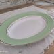 Plat ovale marli vert d'eau et frise dorée Cafés Lemaire